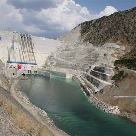 Ç­e­t­i­n­ ­B­a­r­a­j­ı­ ­v­e­ ­H­i­d­r­o­e­l­e­k­t­r­i­k­ ­S­a­n­t­r­a­l­i­ ­h­i­z­m­e­t­e­ ­g­i­r­d­i­